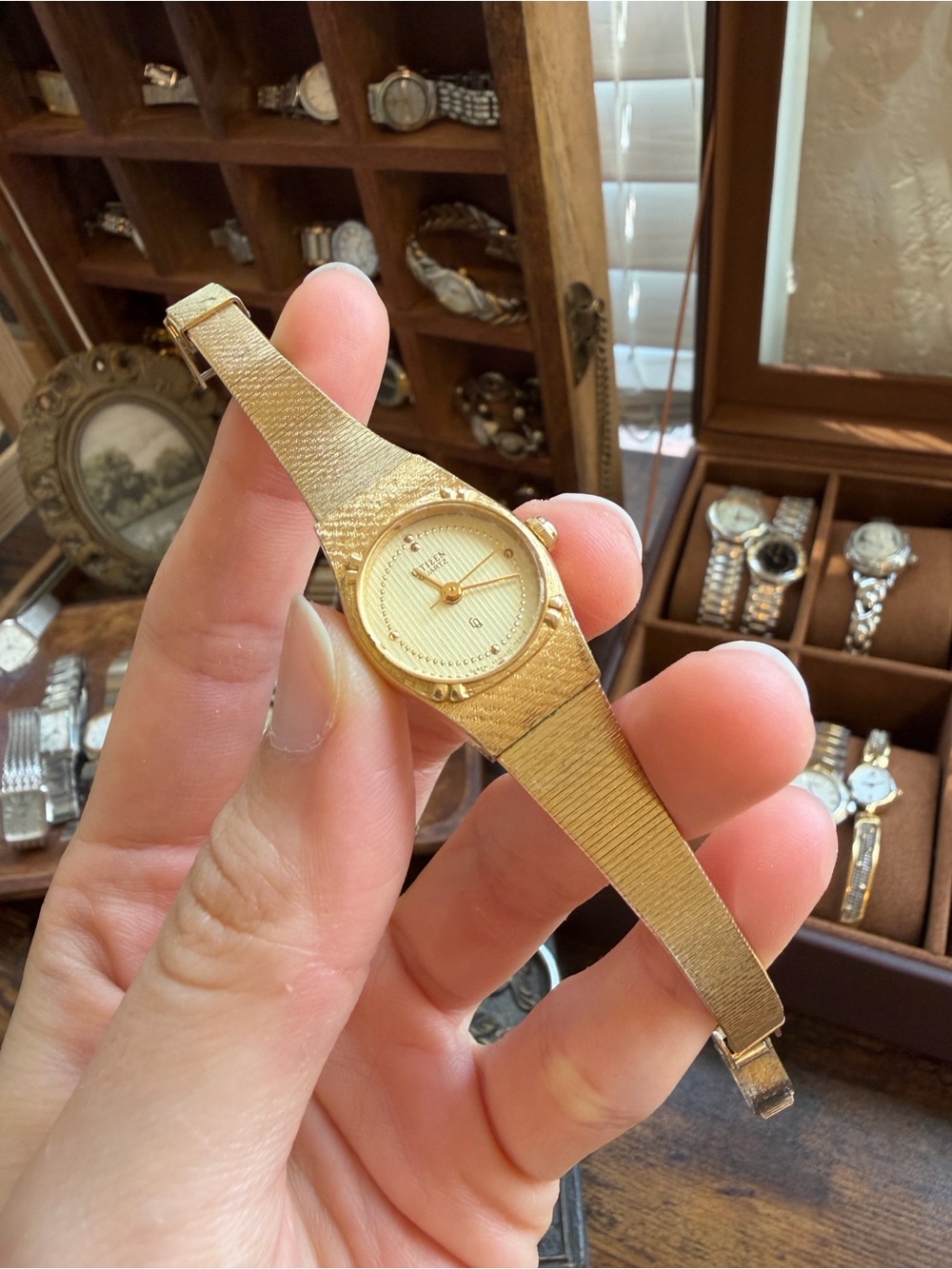 Classic Gold-Tone Women's Bracelet Watch